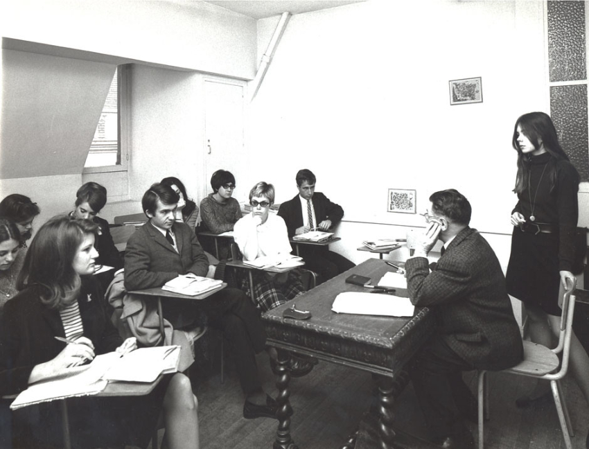 aup_class_1960s.jpg